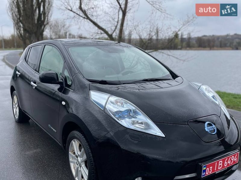 Хетчбек Nissan Leaf 2012 в Києві