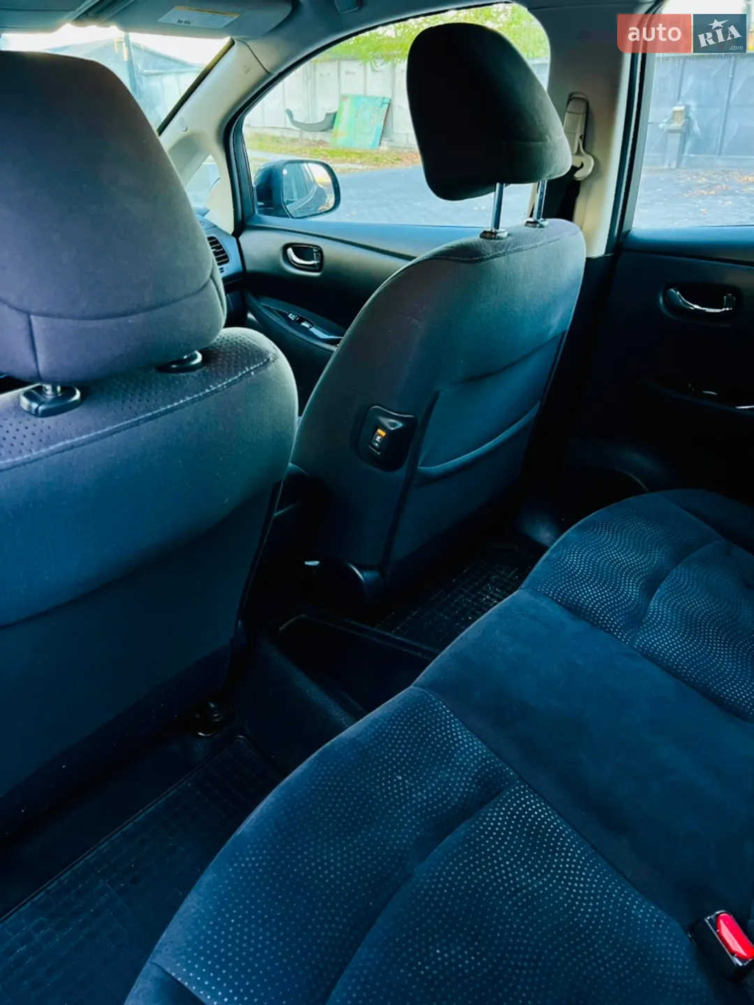 2014 Nissan Leaf - мініатюра 17