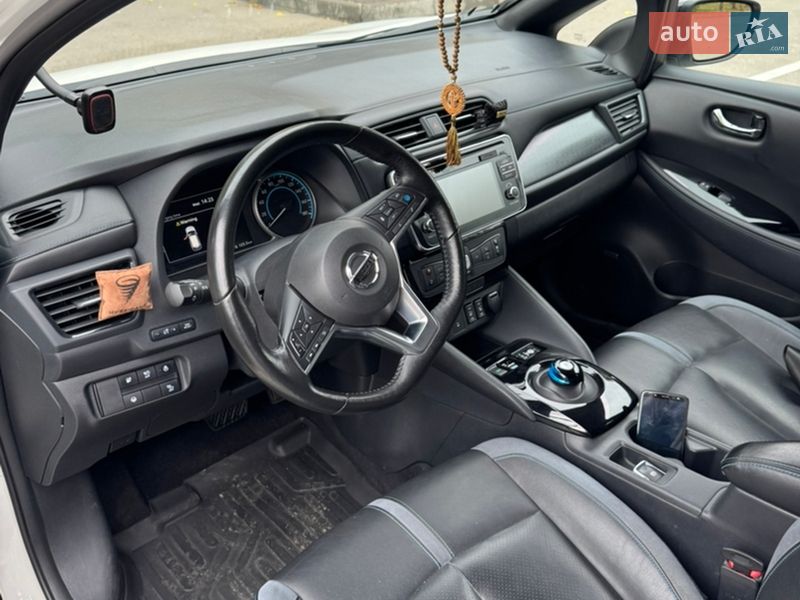 Хетчбек Nissan Leaf 2018 в Кропивницькому фото 5 Хетчбек Nissan Leaf 2018 в Кропивницькому