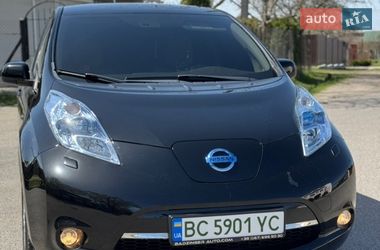 Хэтчбек Nissan Leaf 2012 в Львове