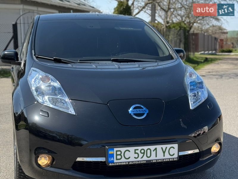 Хетчбек Nissan Leaf 2012 в Львові фото Хетчбек Nissan Leaf 2012 в Львові