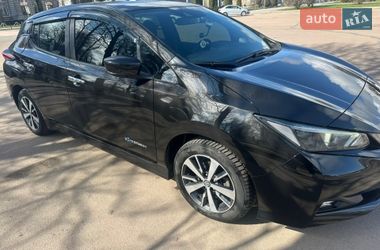 Хетчбек Nissan Leaf 2018 в Хмельницькому