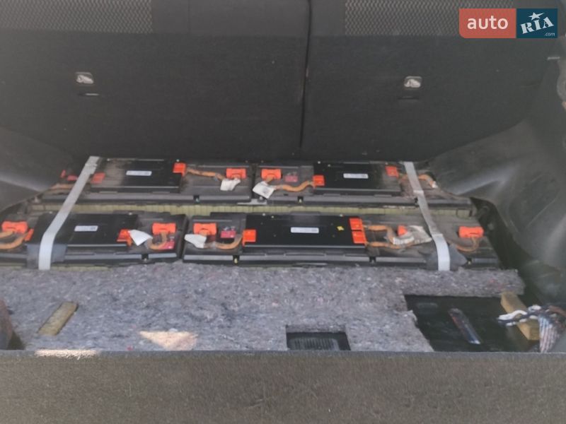 Хэтчбек Nissan Leaf 2013 в Днепре фото 6 Хэтчбек Nissan Leaf 2013 в Днепре