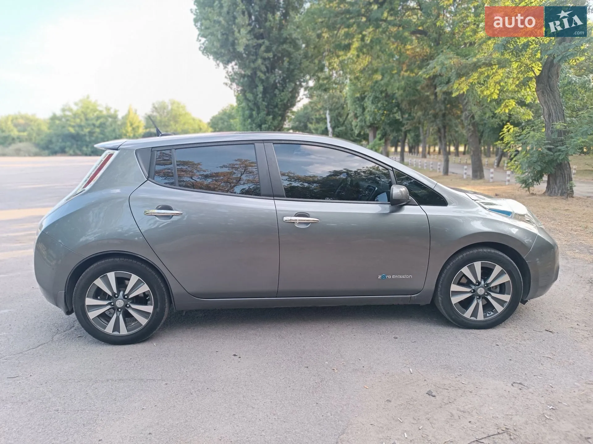 2015 Nissan Leaf - мініатюра 6