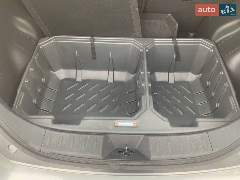 Хетчбек Nissan Leaf 2019 в Бродах фото 20 Хетчбек Nissan Leaf 2019 в Бродах