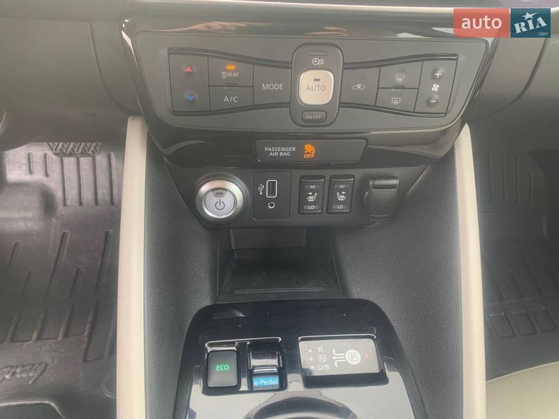 Хетчбек Nissan Leaf 2019 в Бродах фото 29 Хетчбек Nissan Leaf 2019 в Бродах