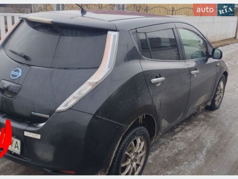 Хэтчбек Nissan Leaf 2013 в Днепре фото 3 Хэтчбек Nissan Leaf 2013 в Днепре