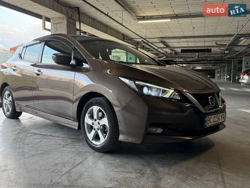 Хэтчбек Nissan Leaf 2020 в Львове фото 3 Хэтчбек Nissan Leaf 2020 в Львове
