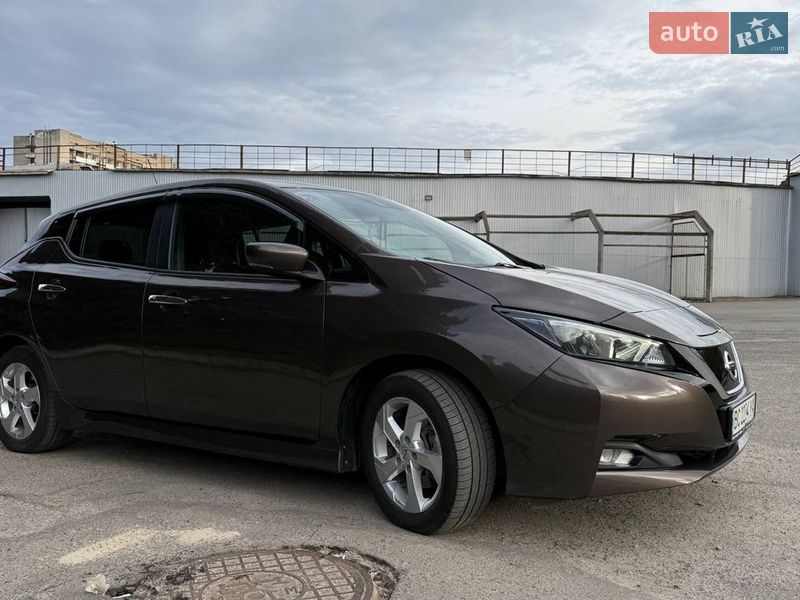 Хэтчбек Nissan Leaf 2020 в Львове фото 4 Хэтчбек Nissan Leaf 2020 в Львове