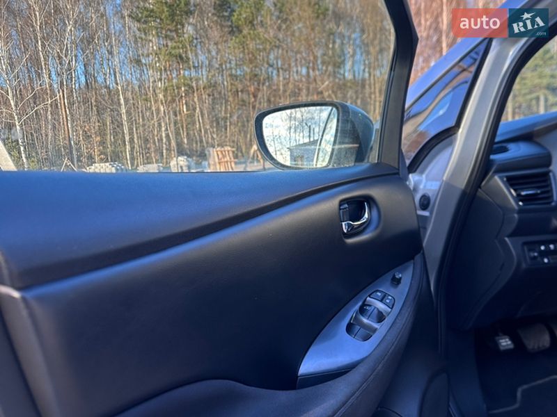 Хэтчбек Nissan Leaf 2018 в Славуте фото 27 Хэтчбек Nissan Leaf 2018 в Славуте
