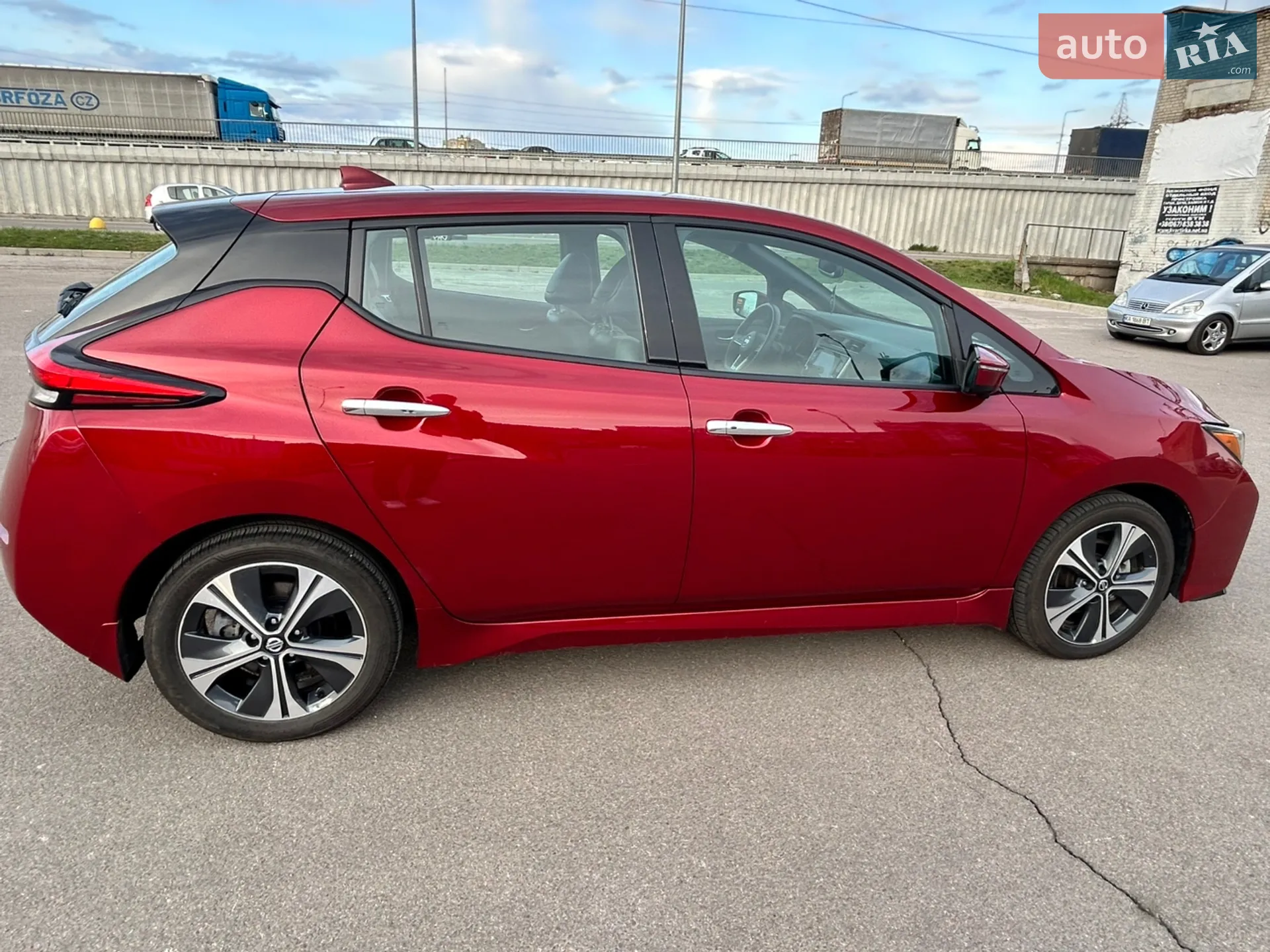 2020 Nissan Leaf - мініатюра 11