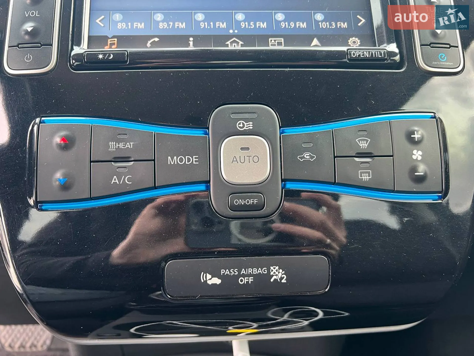 2015 Nissan Leaf - мініатюра 30