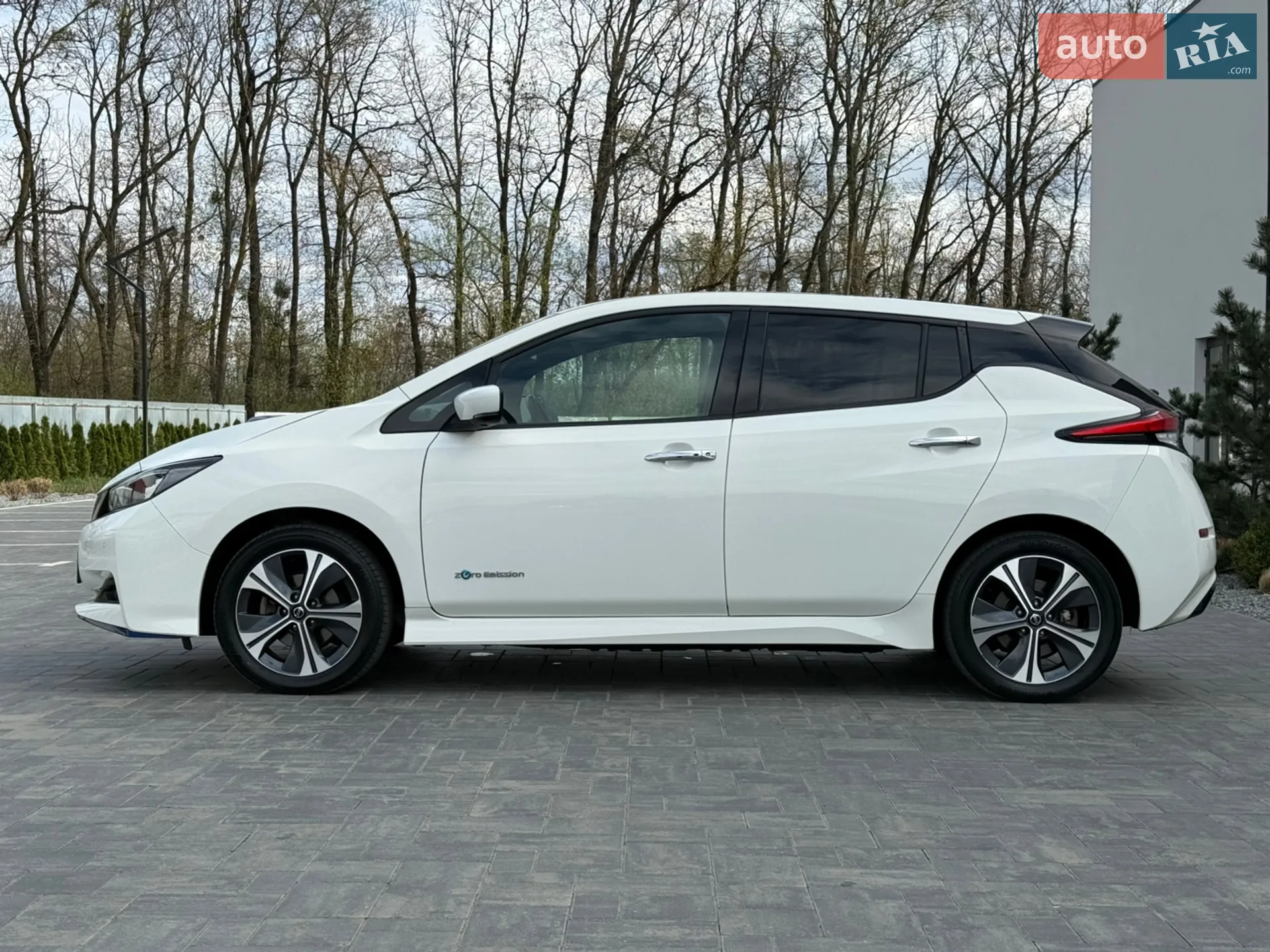 2020 Nissan Leaf - мініатюра 17