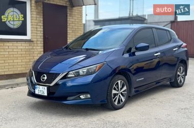 Хетчбек Nissan Leaf 2018 в Дніпрі
