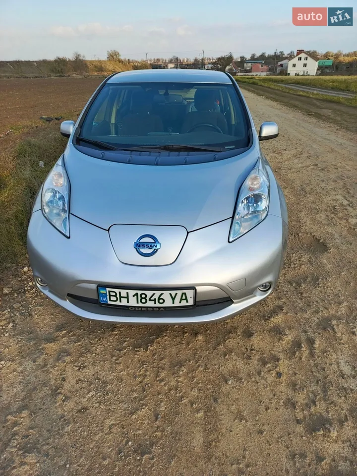 2013 Nissan Leaf - мініатюра 16