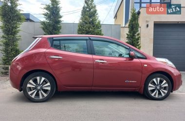 Хэтчбек Nissan Leaf 2015 в Одессе