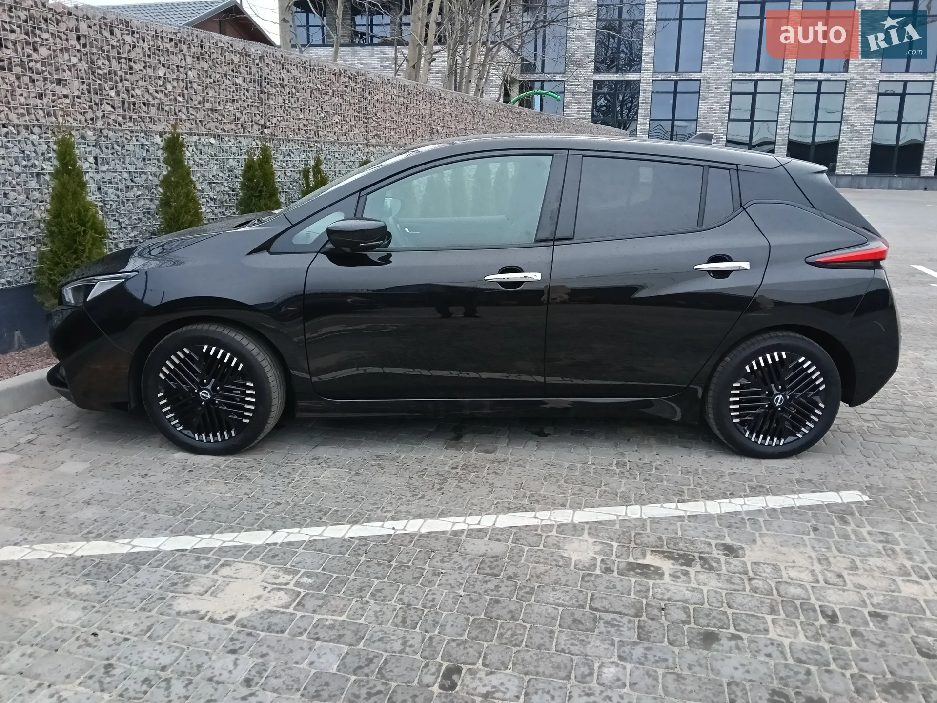 2022 Nissan Leaf - мініатюра 3