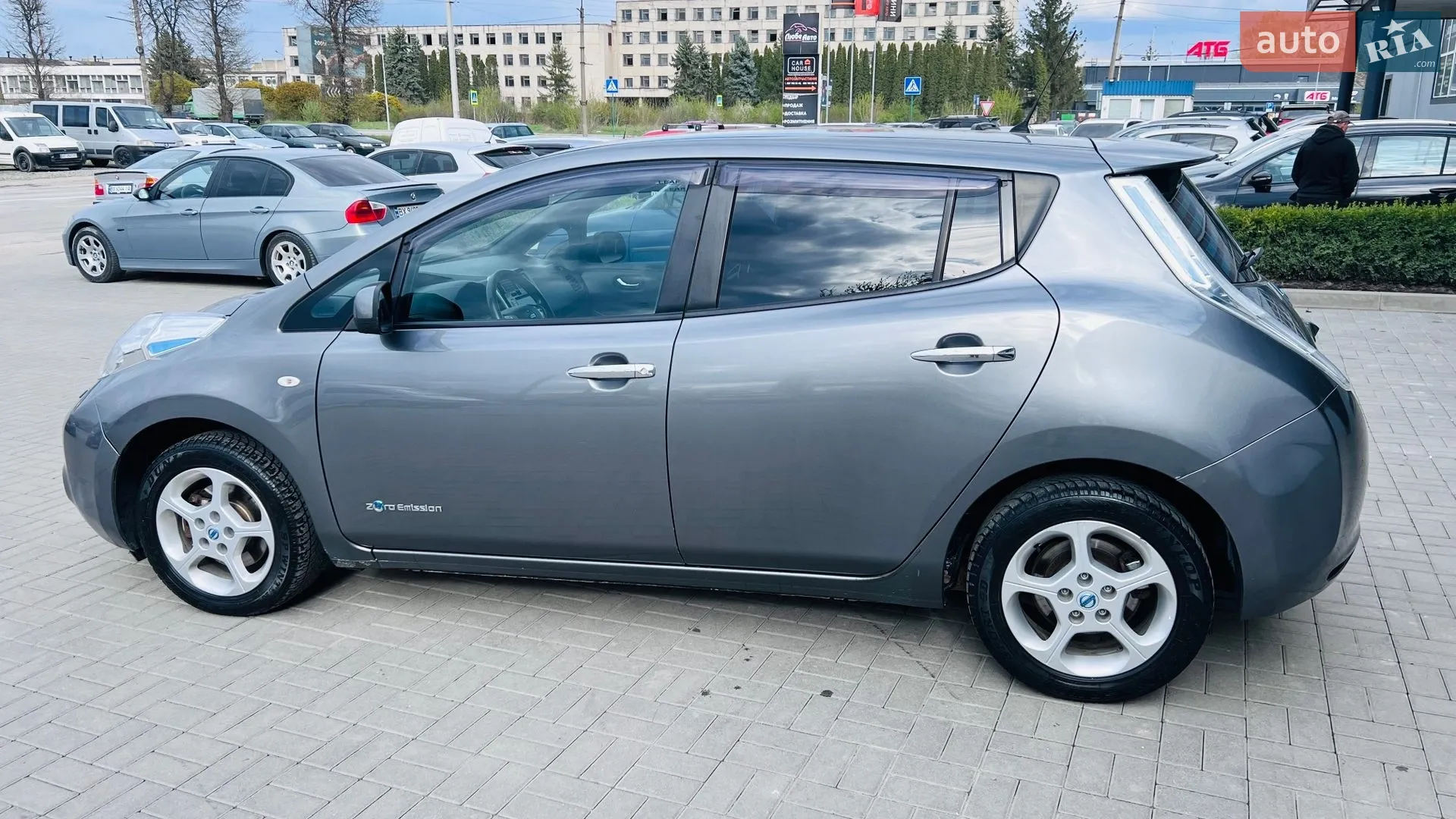 2015 Nissan Leaf - мініатюра 9