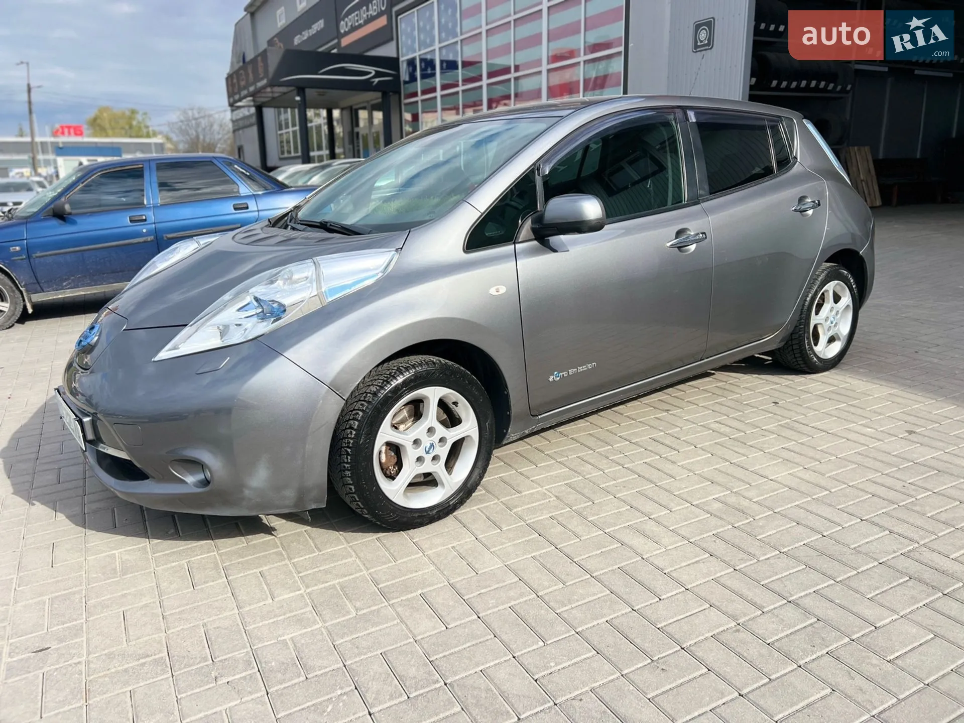 2015 Nissan Leaf - мініатюра 11