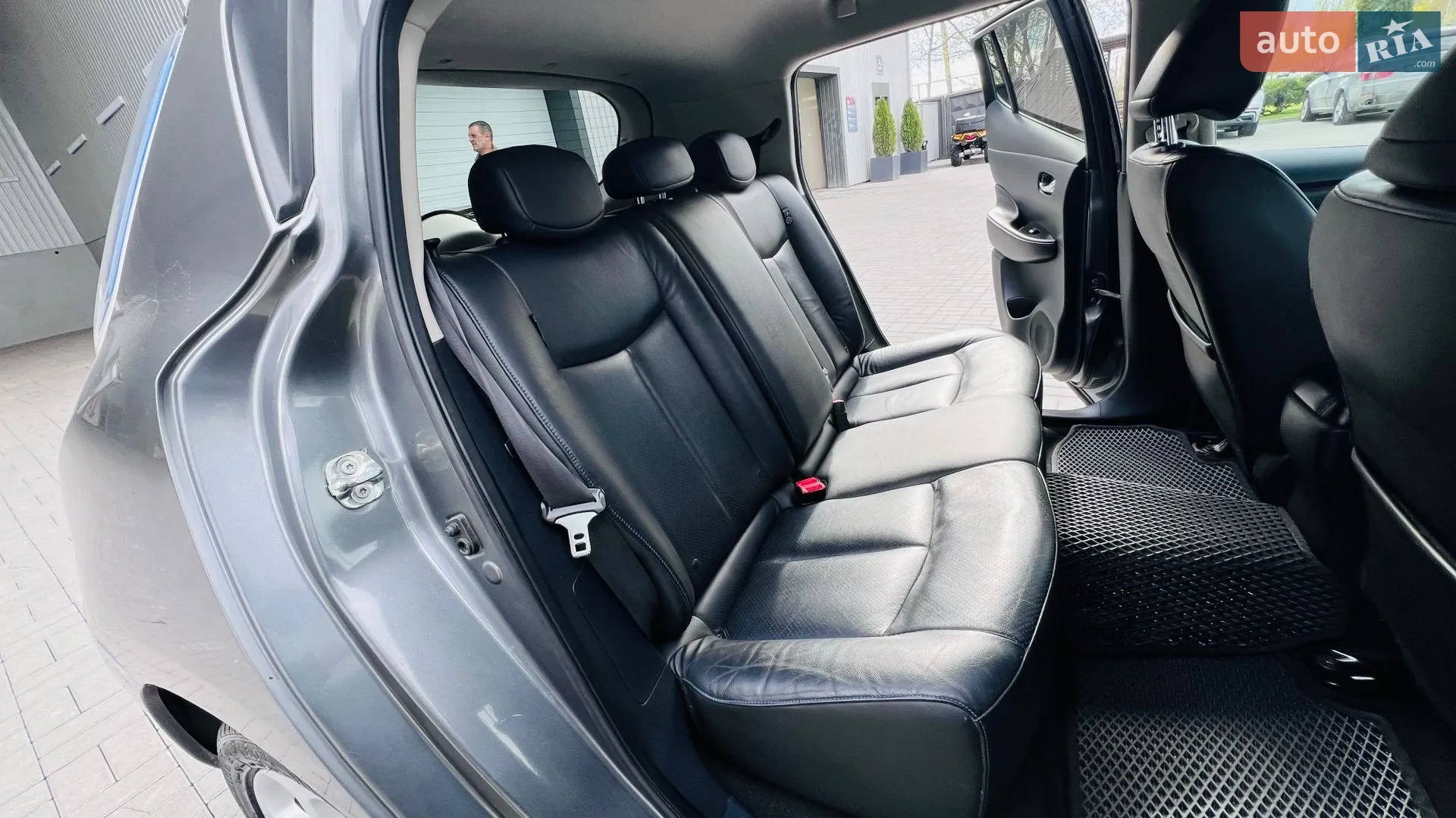 2015 Nissan Leaf - мініатюра 42