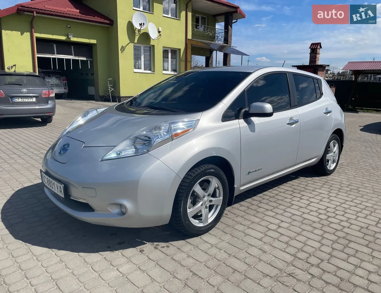 2015 Nissan Leaf - мініатюра 13