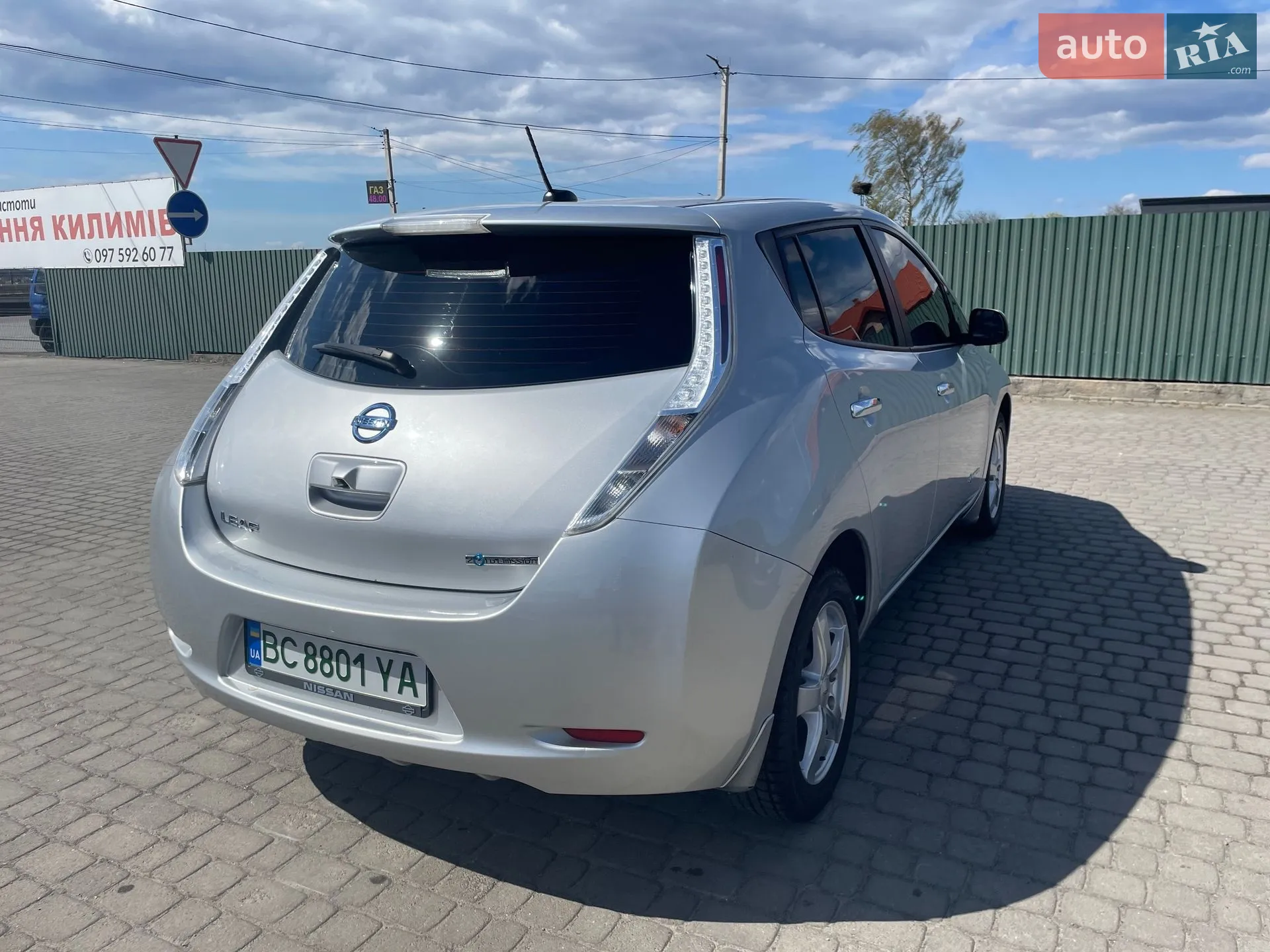 2014 Nissan Leaf - мініатюра 11