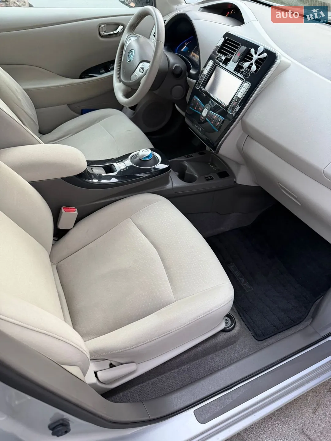 2012 Nissan Leaf - мініатюра 8