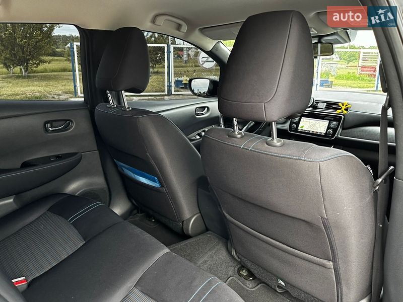Хетчбек Nissan Leaf 2018 в Кобеляках