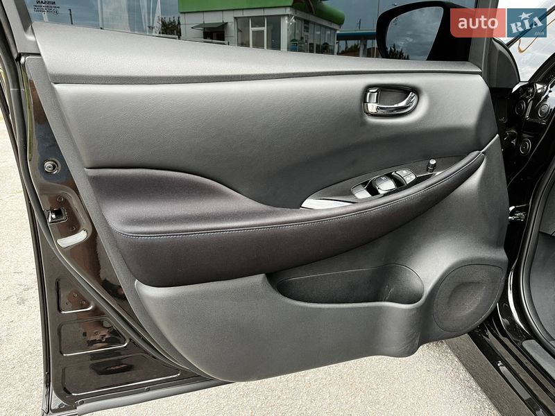 Хетчбек Nissan Leaf 2018 в Кобеляках