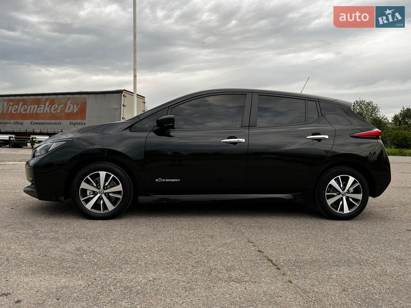 Хетчбек Nissan Leaf 2018 в Кобеляках