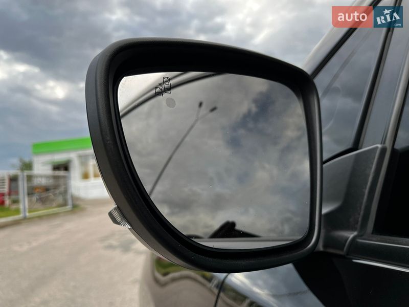 Хетчбек Nissan Leaf 2018 в Кобеляках