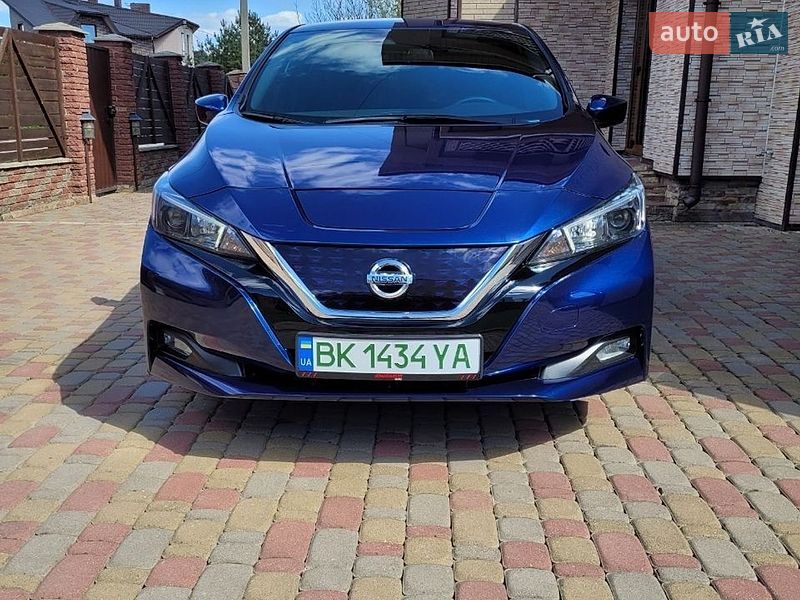 Хэтчбек Nissan Leaf 2021 в Ровно