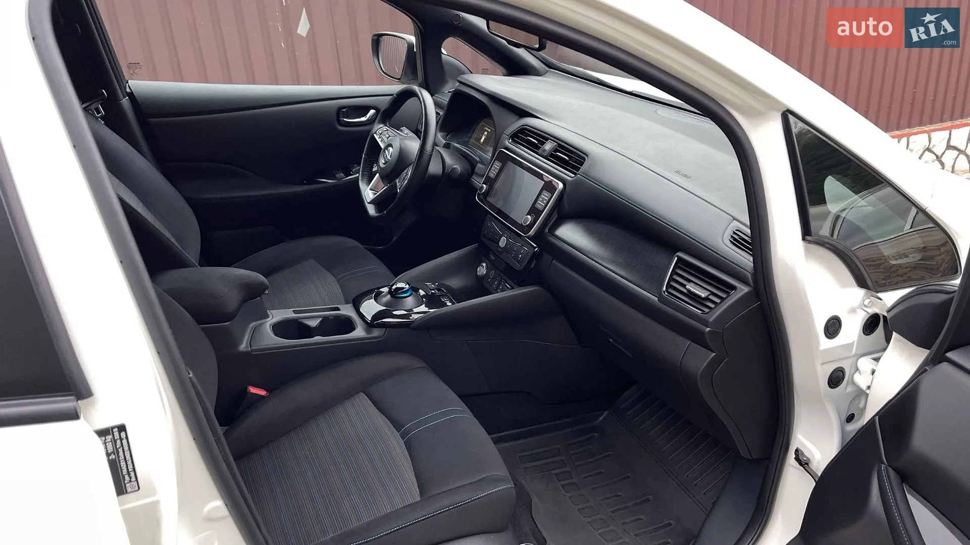 2020 Nissan Leaf - мініатюра 23