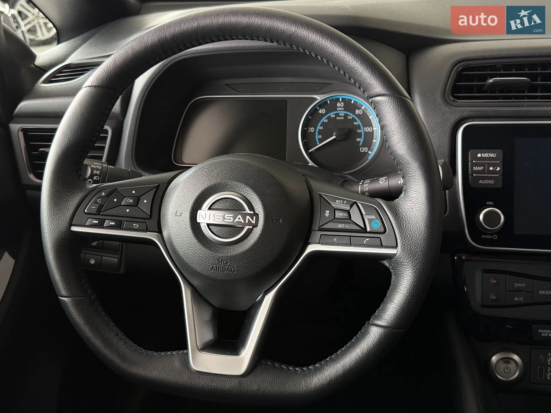 2025 Nissan Leaf - мініатюра 31