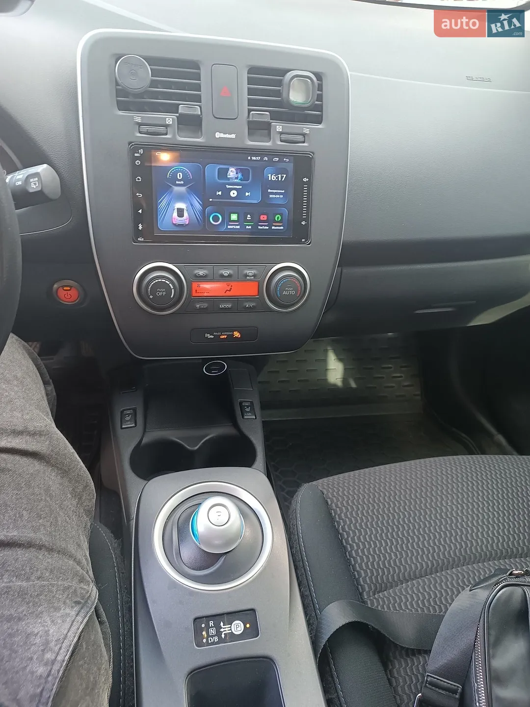 2014 Nissan Leaf - мініатюра 13