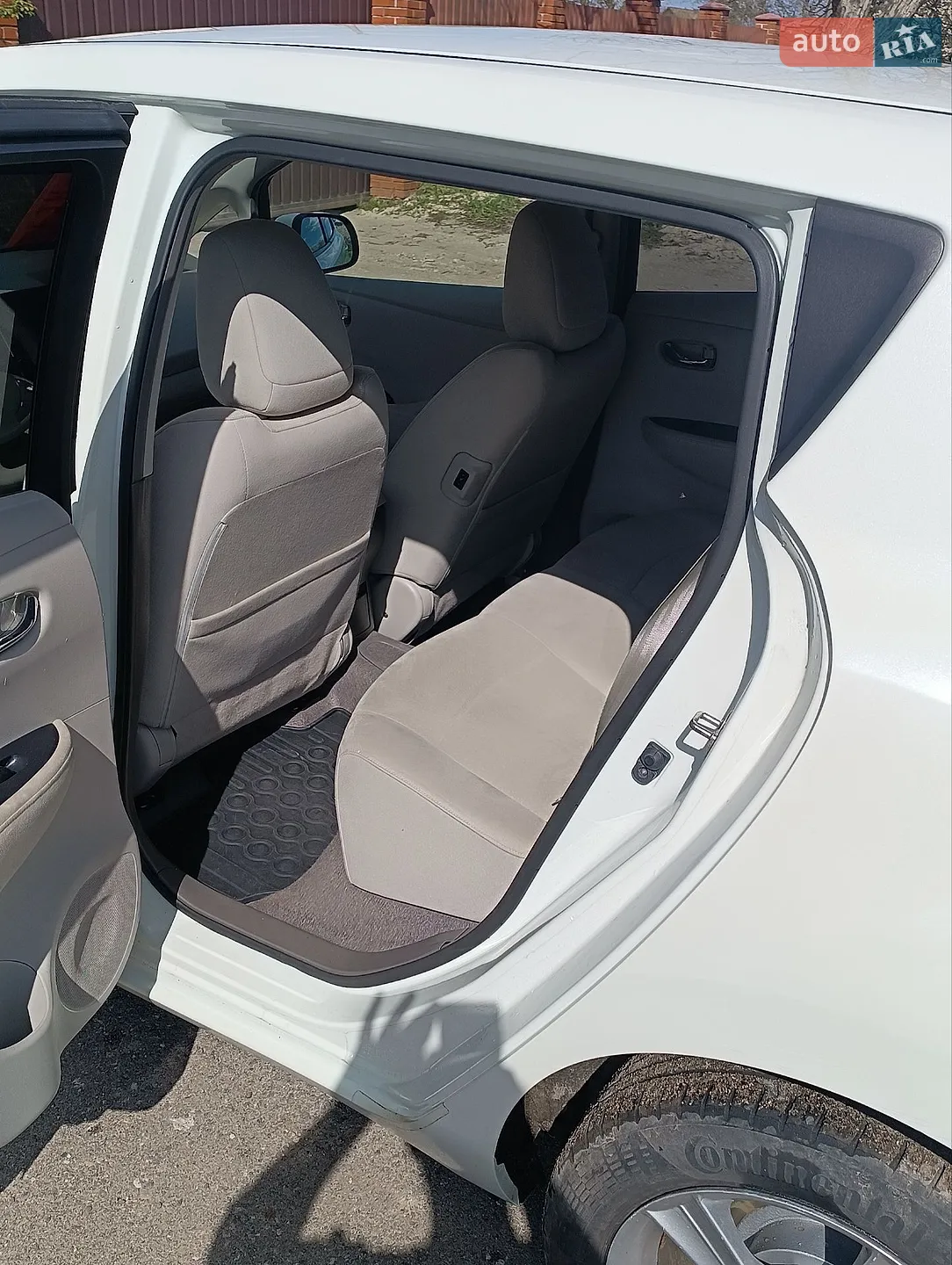 2012 Nissan Leaf - мініатюра 10
