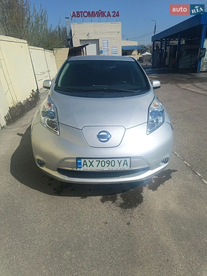 2017 Nissan Leaf - мініатюра 19