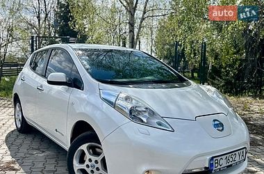 Хетчбек Nissan Leaf 2014 в Стрию
