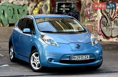 Хэтчбек Nissan Leaf 2012 в Одессе