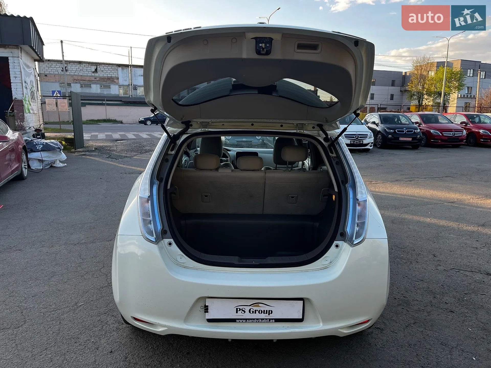 2012 Nissan Leaf - мініатюра 48