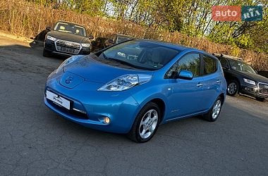 Хэтчбек Nissan Leaf 2011 в Луцке