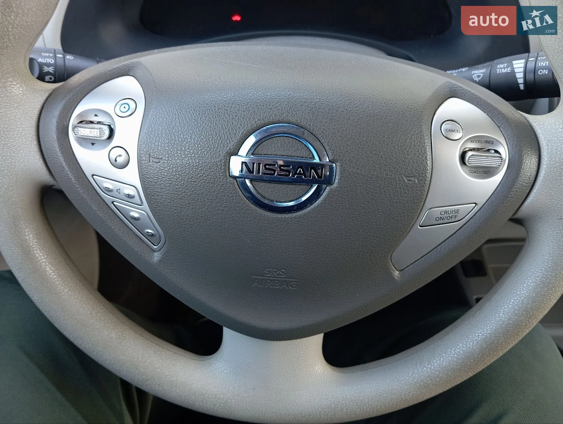 2011 Nissan Leaf - мініатюра 14