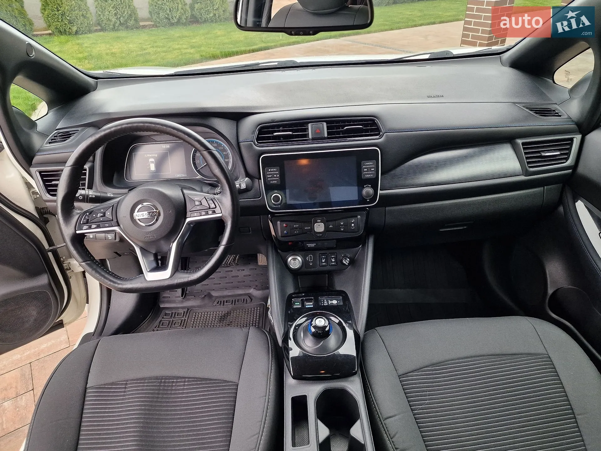 2020 Nissan Leaf - мініатюра 11