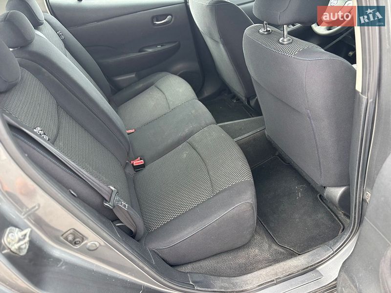 Хэтчбек Nissan Leaf 2014 в Владимире