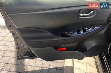 Хэтчбек Nissan Leaf 2018 в Кропивницком