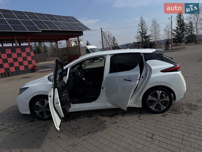Хэтчбек Nissan Leaf 2019 в Ивано-Франковске