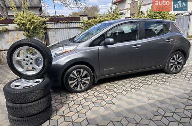 Хэтчбек Nissan Leaf 2014 в Львове