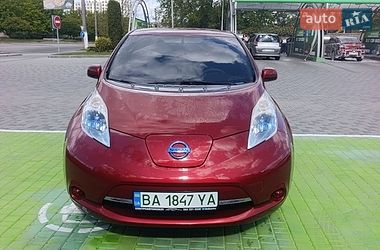 Хэтчбек Nissan Leaf 2013 в Кропивницком