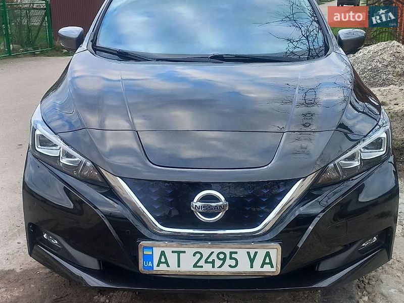 Хэтчбек Nissan Leaf 2019 в Калуше