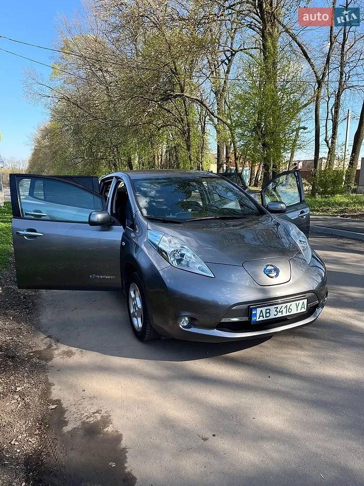 2016 Nissan Leaf - мініатюра 25